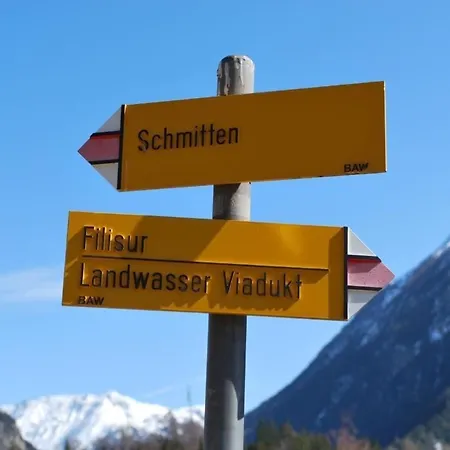 Blick Auf Herrliche Bergwelt アパート