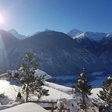 Apartment Blick Auf Herrliche Bergwelt