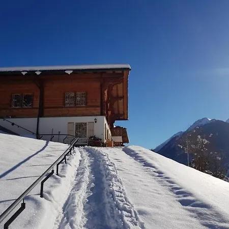 Blick Auf Herrliche Bergwelt